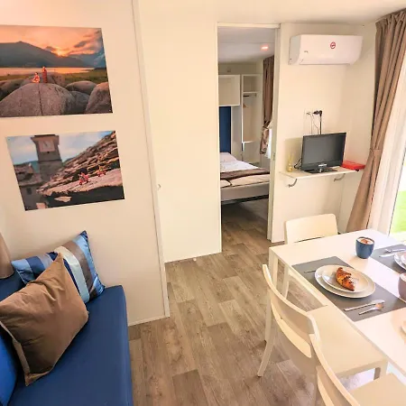 Mobile On Maggiore - Direct Access Chalet